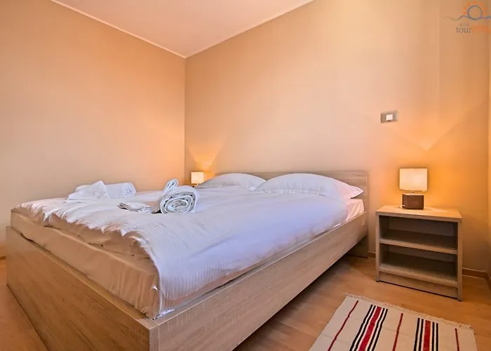 Rotonda Novigrad Gasthuis 3*