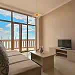 Rotonda Novigrad 3*