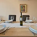 Rotonda Novigrad Pensjonat Novigrad (Istria)