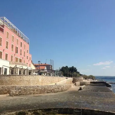 Guest house Rotonda Novigrad Novigrad (Istria)
