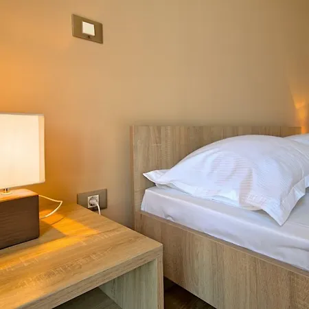 Guest house Rotonda Novigrad