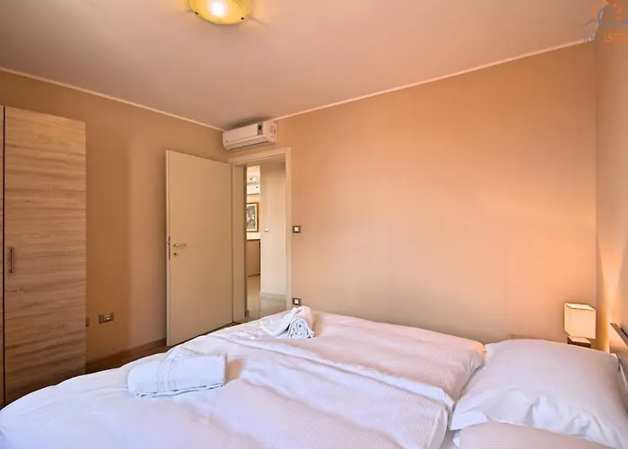 Rotonda Novigrad Gasthof